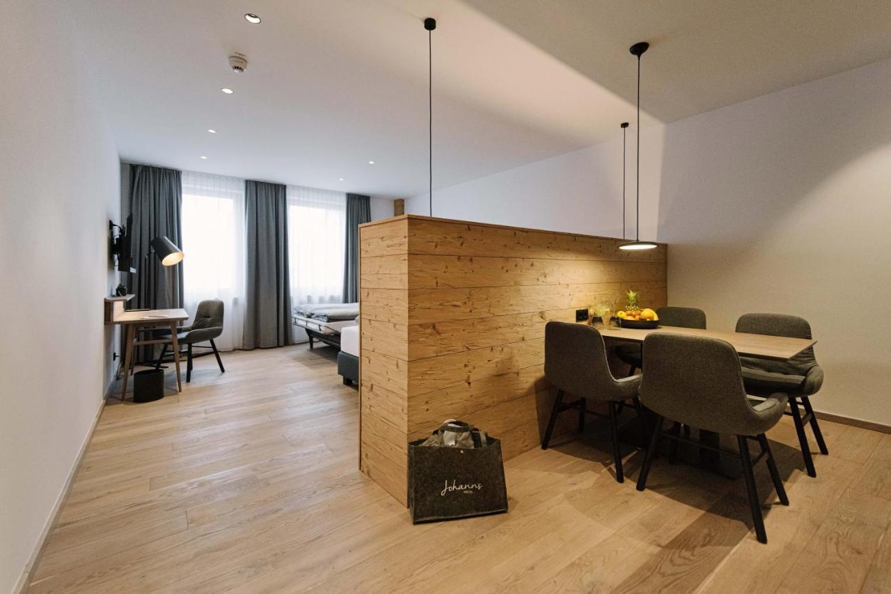 Hotel Johanns ヒルポルトシュタイン エクステリア 写真
